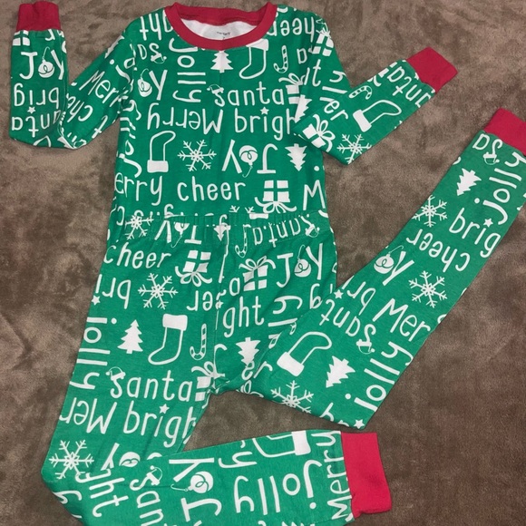 Carter’s Christmas PJs Size 7 (unisex) - Picture 1 of 7